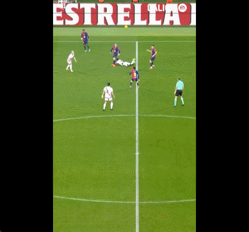 魔术师🪄佩德里大师级控球戏耍对手，我仿佛看到了小白！