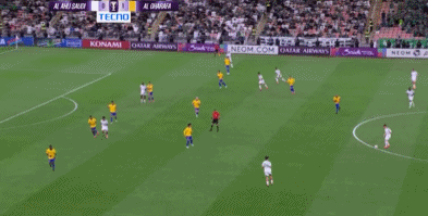 夸张😲10外援PK10外援！吉达国民4-2加拉法 亚冠7胜1平不败出线