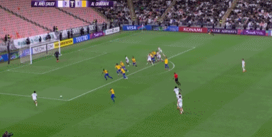 夸张😲10外援PK10外援！吉达国民4-2加拉法 亚冠7胜1平不败出线