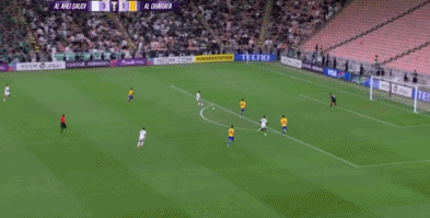 夸张😲10外援PK10外援！吉达国民4-2加拉法 亚冠7胜1平不败出线