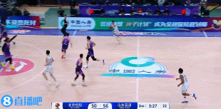 赚了！萨林杰抢断克里斯后反击造犯规 北控挑战成功升级成违体