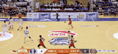 在3个月内赢得3 MVP 这是这个年轻人.吗？