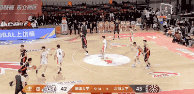 在3个月内赢得3 MVP 这是这个年轻人.吗？