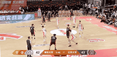 在3个月内赢得3 MVP 这是这个年轻人.吗？