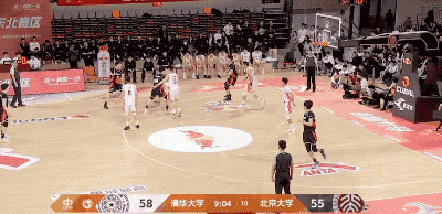 在3个月内赢得3 MVP 这是这个年轻人.吗？