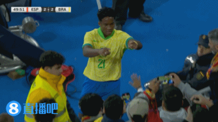 伯纳乌首球！17岁恩德里克连场破门，巴西扳平比分