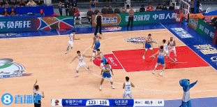 全场精准却投丢制胜三分！陈培东三分球17投9中 三分球11投6中得到27分 