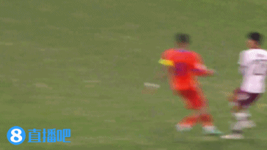 半场-泰山暂3-1光州 泽卡克雷桑传射 王大雷刘洋配合失误离谱送礼