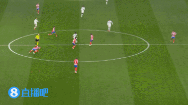 英格蘭邊鋒斯特林在費耶諾德亮相，將身披19號球衣