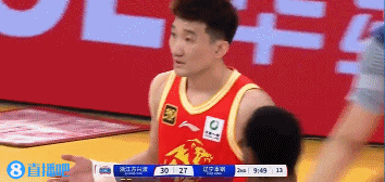 png电子平台要控制情绪啊！赵继伟上抢形成争球&孙铭徽不满吃T