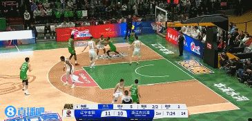 png电子⛈️都很准啊！李晓旭&布朗&赵继伟相继命中三分球
