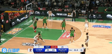 谈球吧体育app下载根本停不下来！孙铭徽中投再中 广厦继续扩大领先
