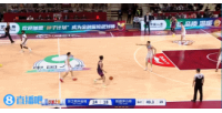 空中轰炸！刘泽一突破抛传 达米安-琼斯力压李炎哲暴扣打成2+1